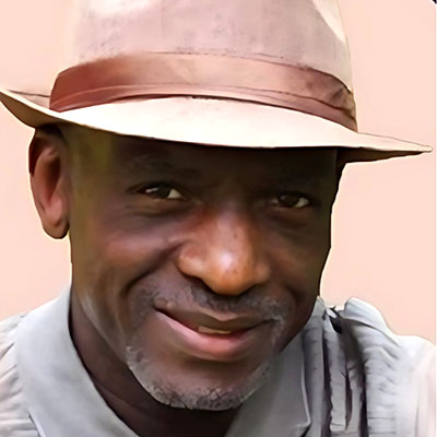 Jacques Vieyra <i class='pe pe-7s-plus'></i>