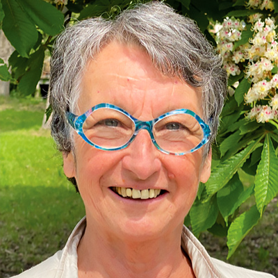 Martine Texier <i class='pe pe-7s-plus'></i>